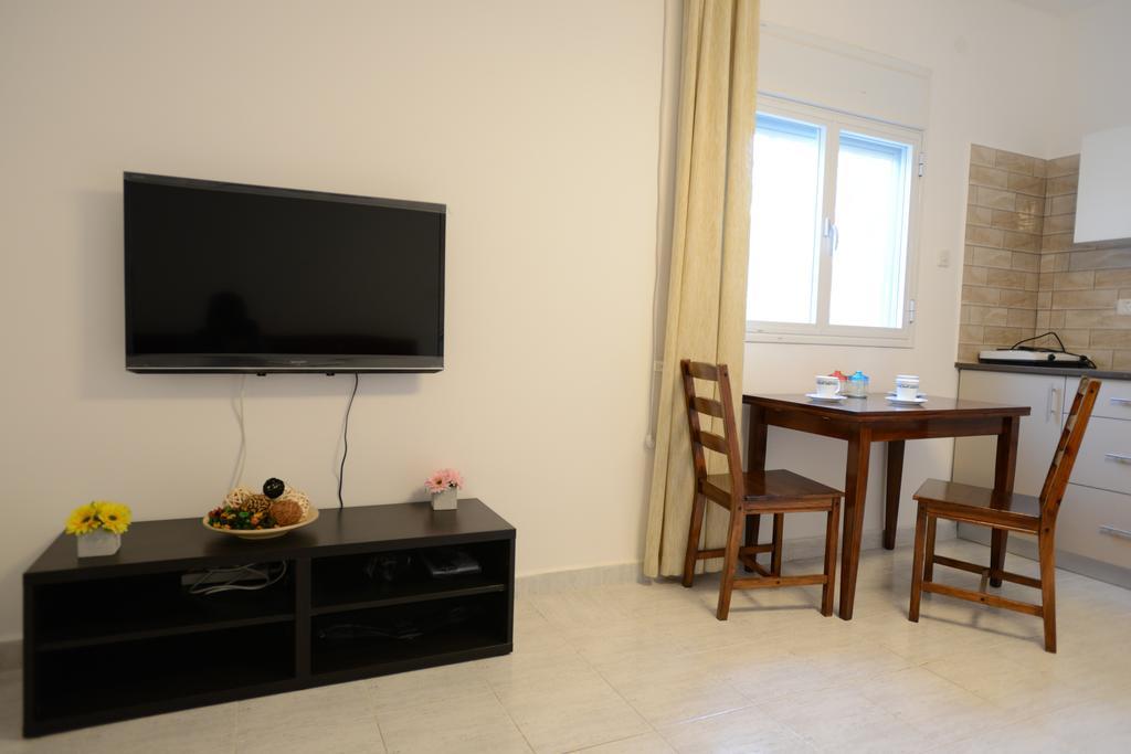 Olga Beach Apartments Χάιφα Εξωτερικό φωτογραφία