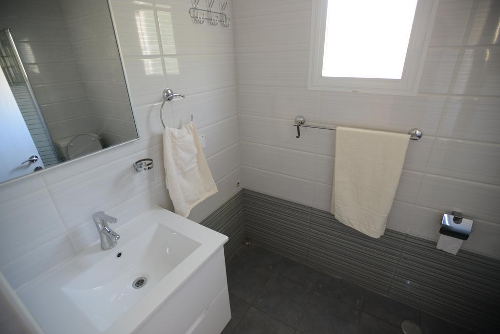 Olga Beach Apartments Χάιφα Εξωτερικό φωτογραφία